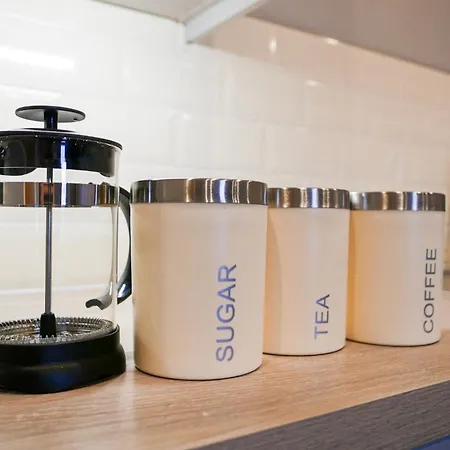 1 Bed Close To Arena Sleeps Up To 4 People F4 *