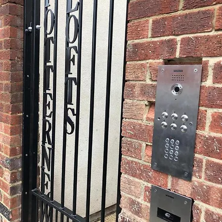 1 Bed Close To Arena Sleeps Up To 4 People F4 Appartement