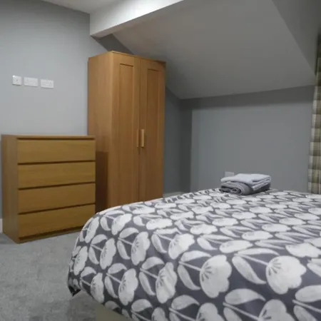 1 Bed Close To Arena Sleeps Up To 4 People F4