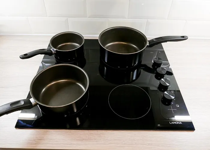 1 Bed Close To Arena Sleeps Up To 4 People F4 * Leeds (West Yorkshire)