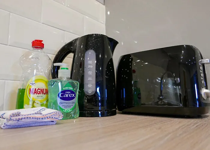 1 Bed Close To Arena Sleeps Up To 4 People F4